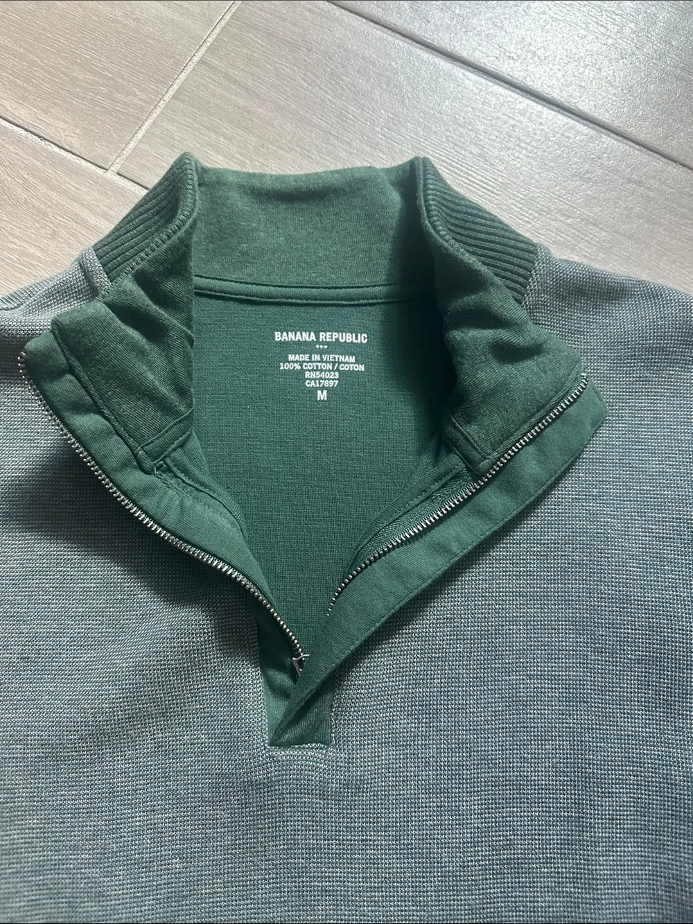 Banana Republic Men's Two-Tone Green Quarter-Zip Sweater